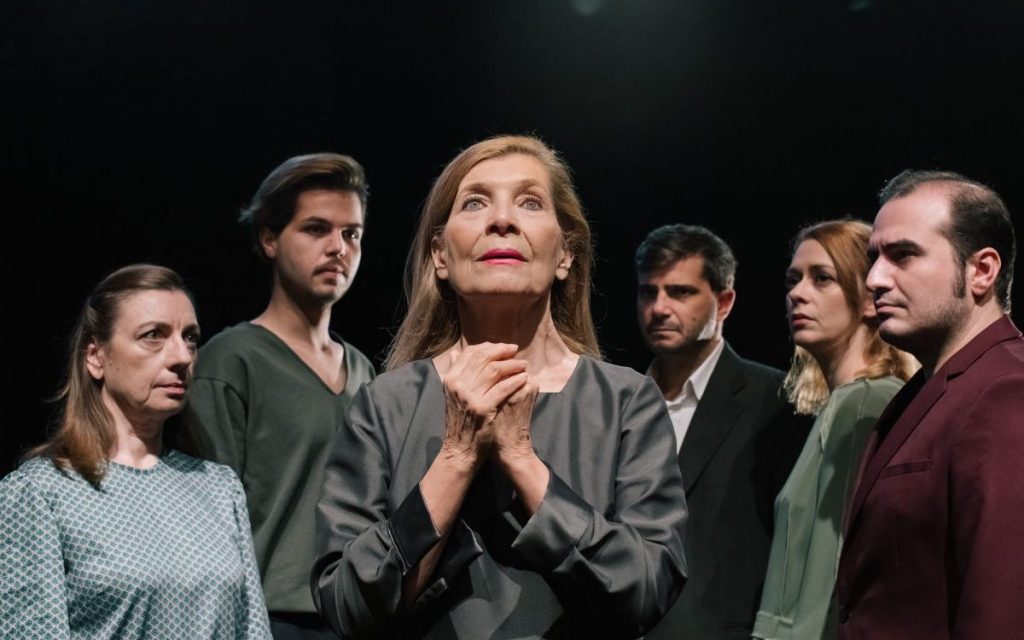 «Το μυστικό της Κοντέσσας Βαλέραινας» - Η Ρούλα Πατεράκη σκηνοθετεί Αιμιλία Υψηλάντη στο θέατρο «Αργώ»