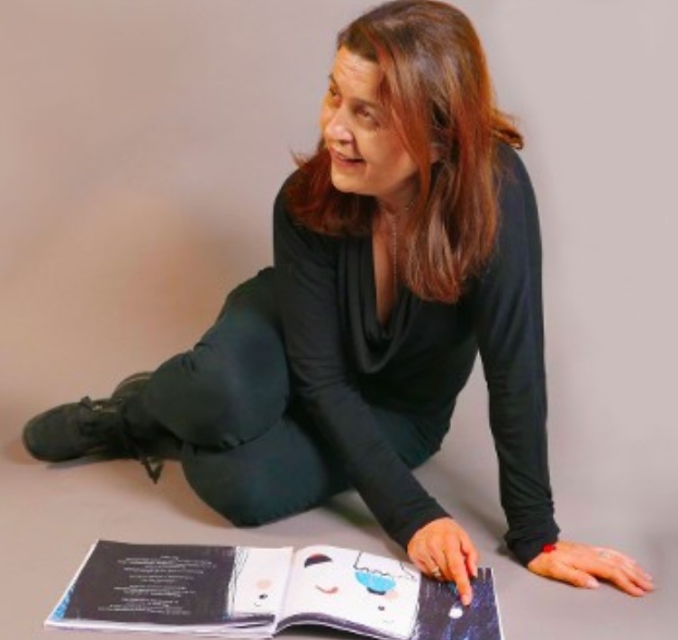Μαρία Παπαγιάννη: Τα βιβλία μάς βοηθούν να μεγαλώσουμε και να καταλάβουμε τον κόσμο