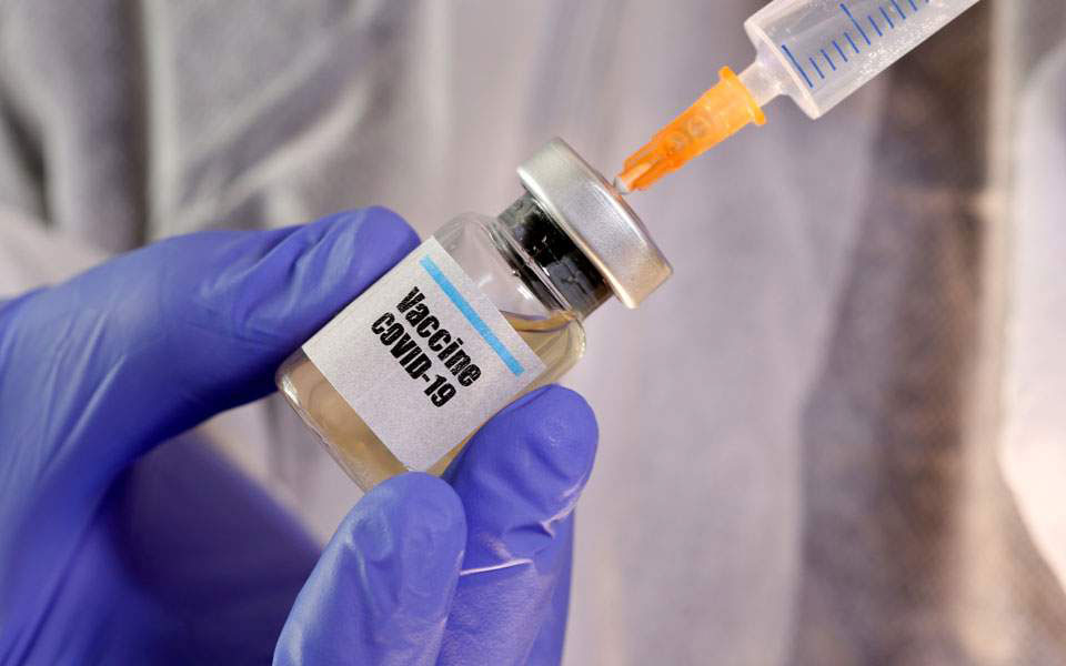 Γ. Σιδέρης: Το ΚΚΕ λέει ένα μεγάλο «ναι» στον μαζικό εμβολιασμό και ένα μεγάλο «όχι» στην πολιτική που θέλει να παρουσιάσει το εμβόλιο ως άλλοθι για την εγκληματική πολιτική της κυβέρνησης