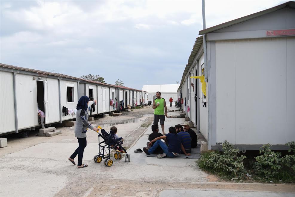 Στο έλεος ποιανού ο καταυλισμός στον Ελαιώνα;