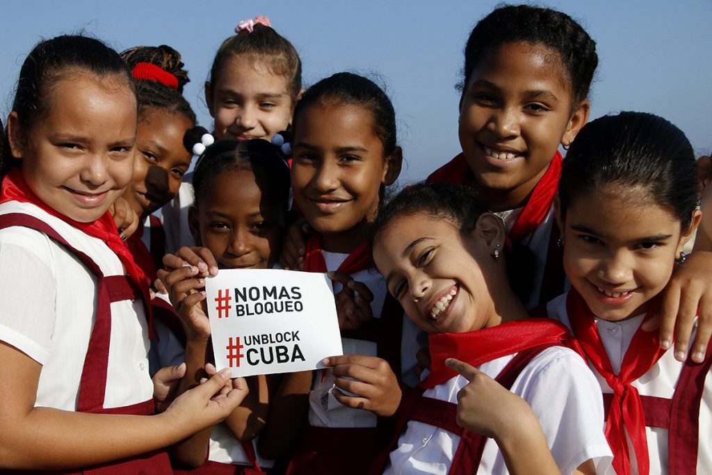 Μετά από 55 χρόνια και 12 κυβερνήσεις των ΗΠΑ ο αποκλεισμός κατά της Κούβας εξακολουθεί