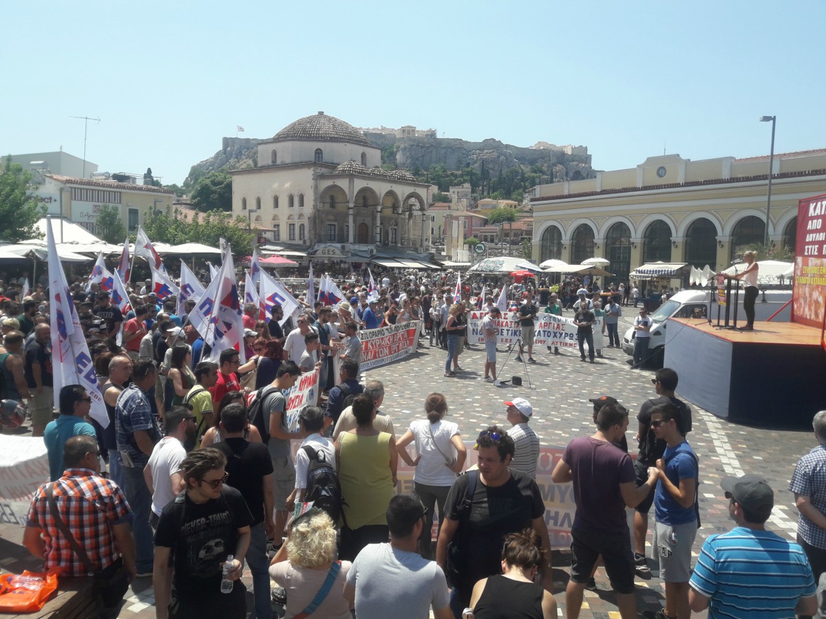 Κάτω τα χέρια από τις Κυριακές!