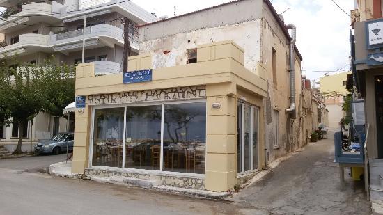 Σαν βγεις στον πηγαιμό για τα Χανιά...