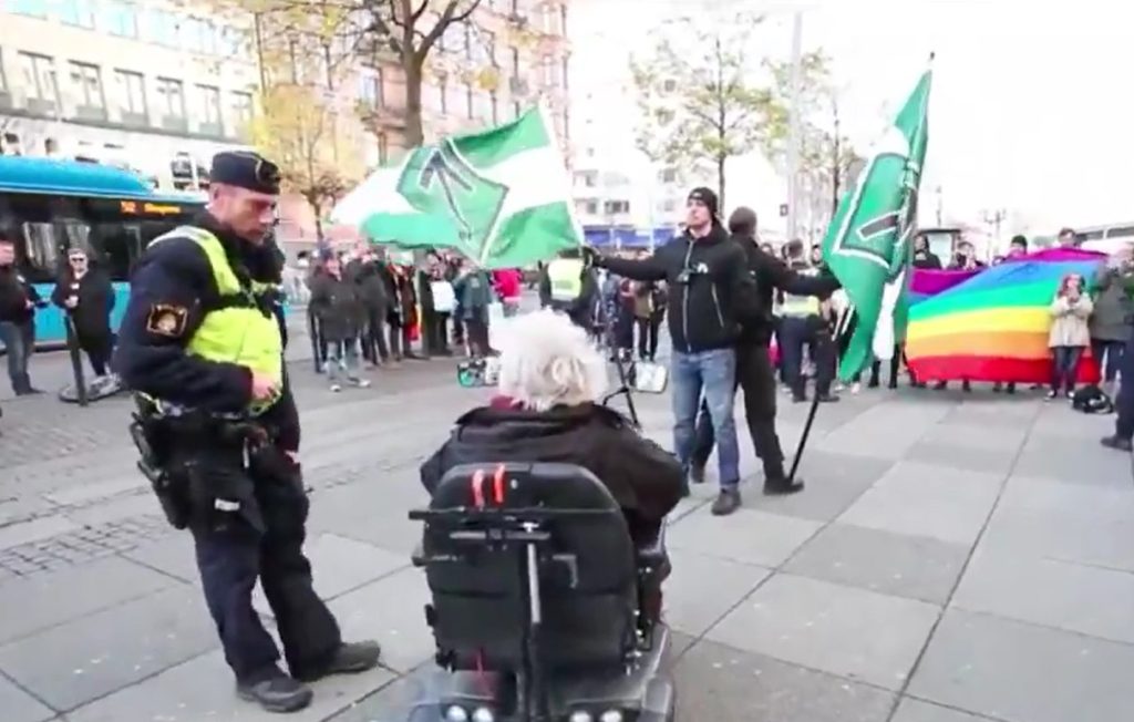 Η γιαγιά που σταμάτησε τους φασίστες (βίντεο)