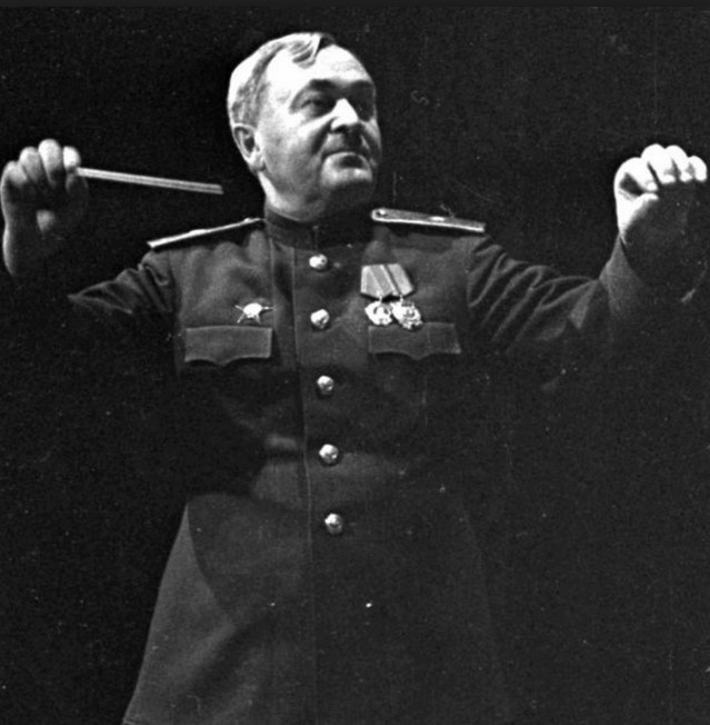 “Alexandrov Ensemble”: Το θρυλικό «Τάγμα που τραγουδάει» του Κόκκινου Στρατού (Αφιέρωμα)