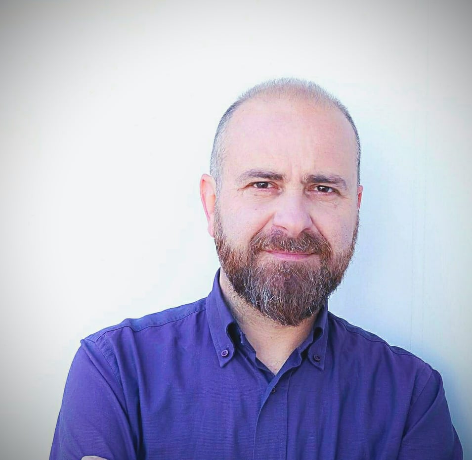 Βασική μας δουλειά είναι να ικανοποιήσουμε τις ανάγκες του κόσμου ...
