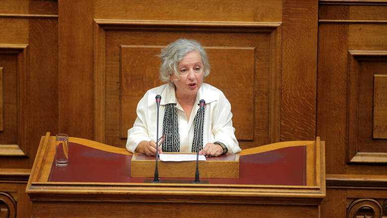 Παραιτήθηκε από βουλευτής του ΚΚΕ η Ελένη Γερασιμίδου - Παραχωρεί την έδρα της στον Γιάννη Γκιόκα