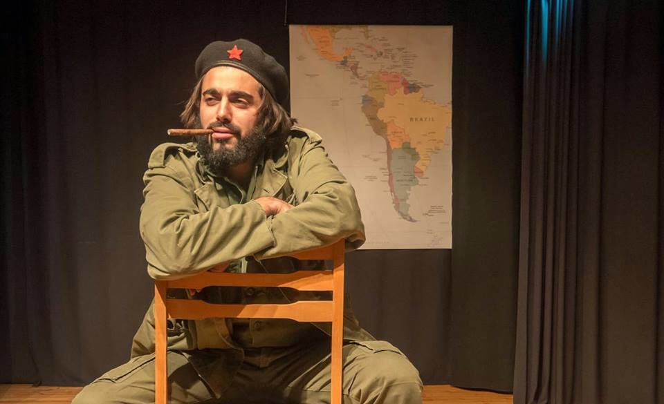 “El Che” - Μια παράσταση εμπνευσμένη από τη ζωή του μεγάλου επαναστάτη, στο Cabaret Voltaire