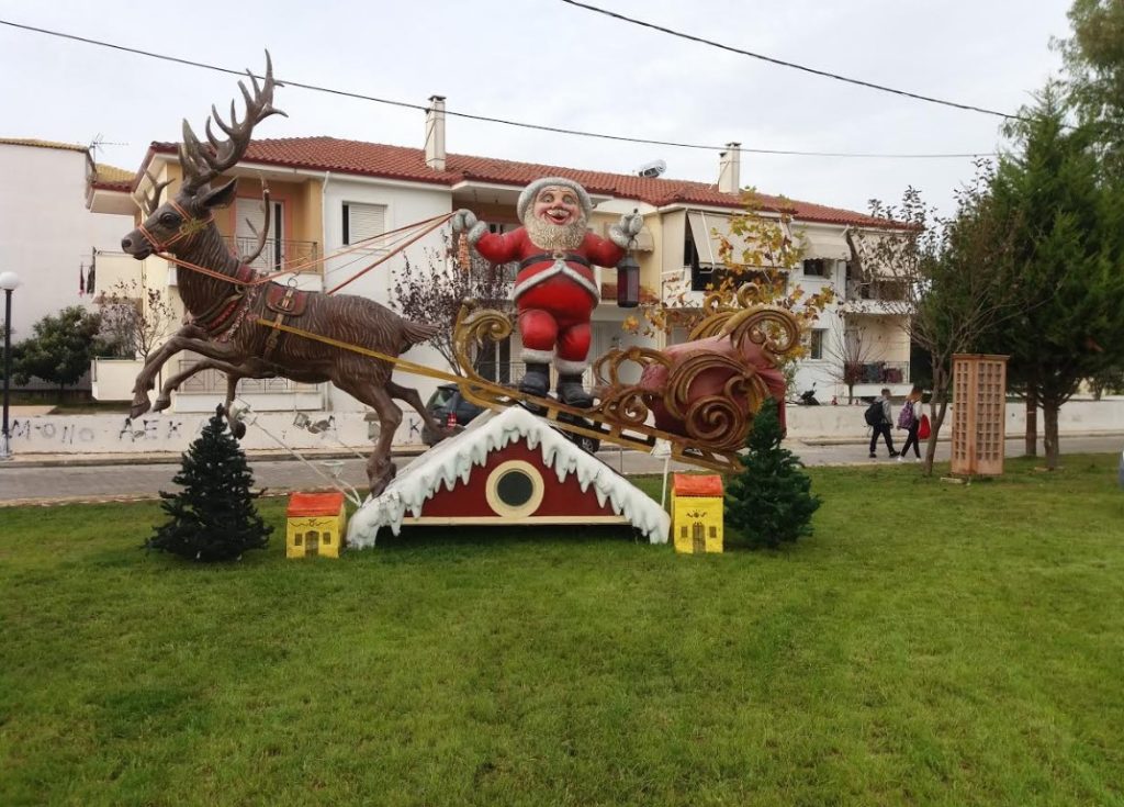 «Ευχαριστούμε τους εργαζόμενους του Δήμου και τον Πελετίδη. Μετέτρεψαν έναν σκουπιδότοπο σε ένα χάρμα ιδέσθαι»