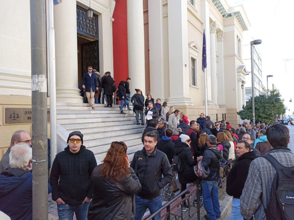 Ο Κ. Πελετίδης στο πλευρό των εργαζομένων της κοινωφελούς εργασίας