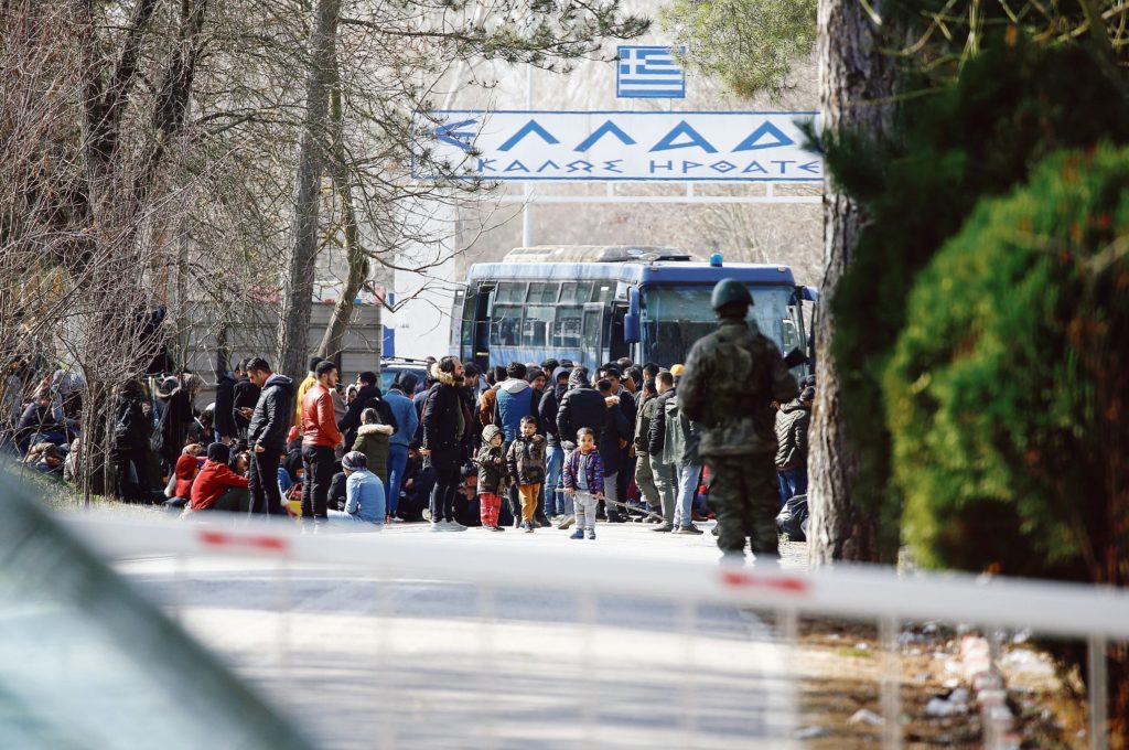 Ανακοίνωση του ΠΓ του ΚΚΕ για τις εξελίξεις στο Προσφυγικό και τα μέτρα της κυβέρνησης: "Στον Έβρο και το Αιγαίο εχθρός του ελληνικού λαού δεν είναι τα θύματα της καπιταλιστικής βαρβαρότητας"