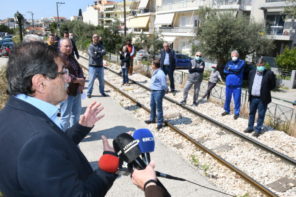 Κώστας Πελετίδης: «Καλούμε την κυβέρνηση να μην ανοίξει πόλεμο για το θέμα της σιδηροδρομικής γραμμής. Το έργο όπως το σχεδιάζουν δεν θα γίνει»