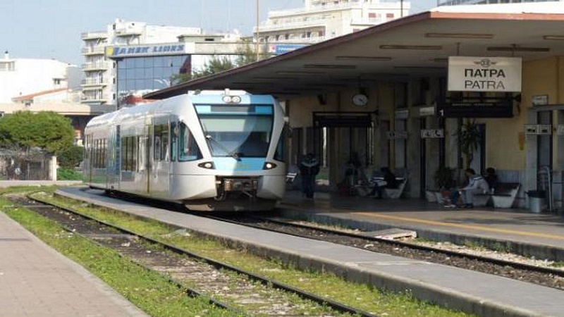 Eν μέσω πανδημίας του κορονοϊού η κυβέρνηση ενεργοποιεί την εργολαβία για επιφανειακή διέλευση του τρένου στην Πάτρα!