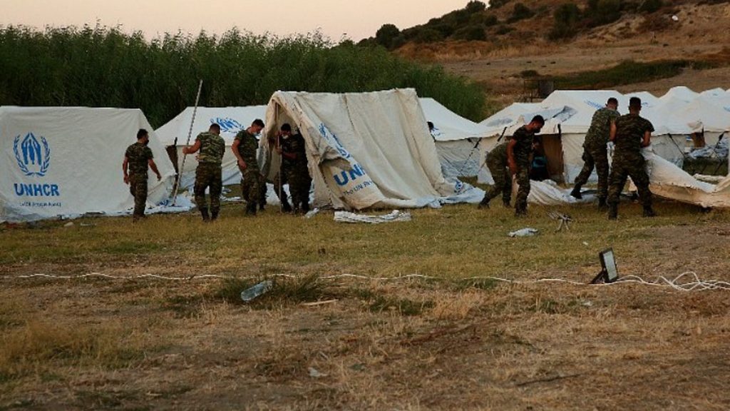 ΚΚΕ: Απεμπλοκή του προσωπικού των Ενόπλων Δυνάμεων από ενέργειες που σχετίζονται με την αντιμετώπιση προβλημάτων που εκδηλώνονται στους πρόσφυγες και μετανάστες