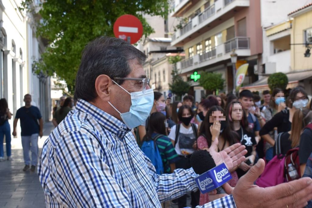 Κώστας Πελετίδης προς μαθητές: «Δεν είστε μόνοι, είμαστε μαζί σας, στηρίζουμε τα δίκαια αιτήματα και τον αγώνα σας»