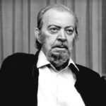 «Εμείς πάντα το ξέραμε πως δε χωράει μέσα στους τέσσερις τοίχους το μεγάλο μας όνειρο…» - Σαν σήμερα έφυγε από τη ζωή ο Τάσος Λειβαδίτης
