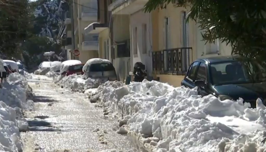 Να βεβαιώσουν ότι χιόνιζε ζητάνε από τους εργαζόμενους τα αφεντικά των Σούπερ Μάρκετ! – Σύλλογος Εμποροϋπαλλήλων Αθήνας: Είναι άθλιοι!
