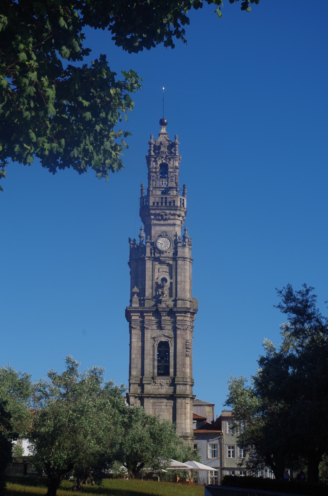 Εκεί που γεννήθηκε η Πορτογαλία κι ακόμα παραπέρα - Πόρτο, Μπράγα,  Γκιμαράες και δε συμμαζεύεται... - Κατιούσα